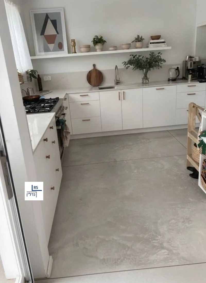 En venta: Apartamento, 4 habitaciones en Ramat HaHayal, Tel Aviv-Yafo, foto 3